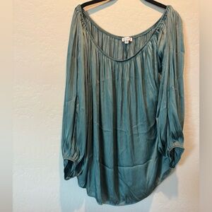 NWOT Boutique Green Silk Off Shoulder Top - 3X